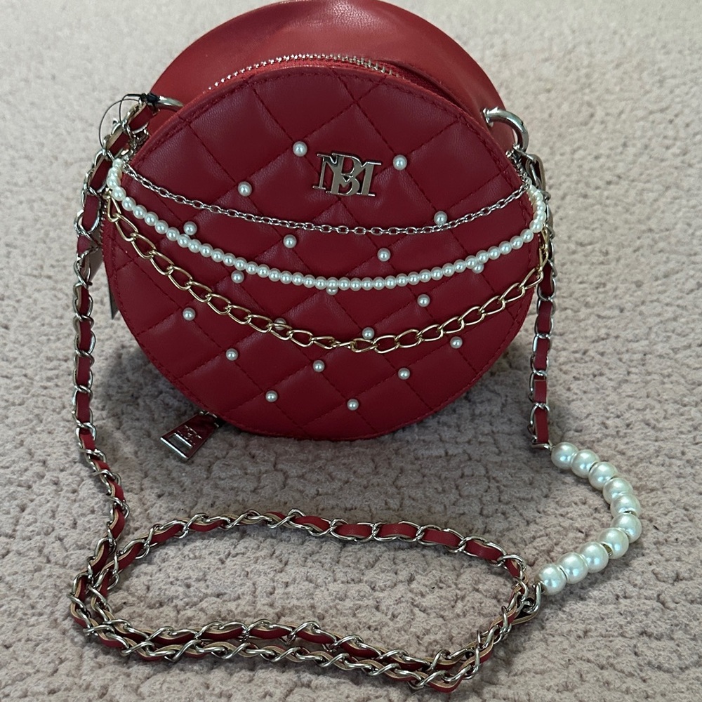 Elegant Badgley Mischa Red Quilted Women's Bag with Chain Detail